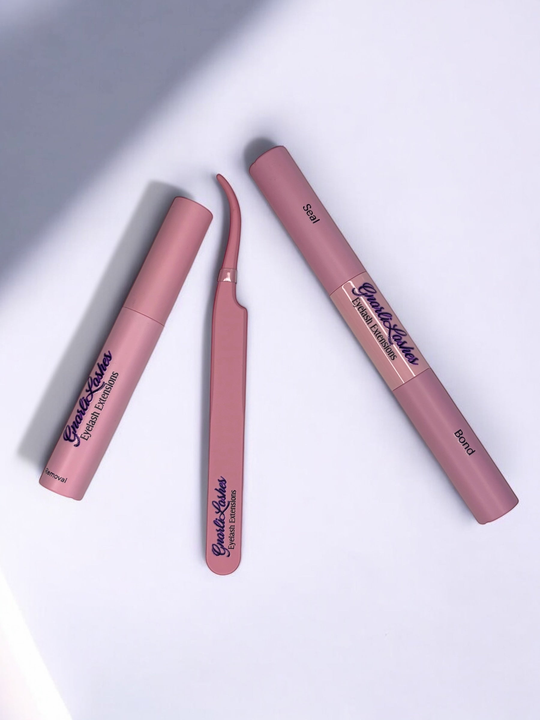 Gnarli Lashes bond, sealer, remover and tweezers